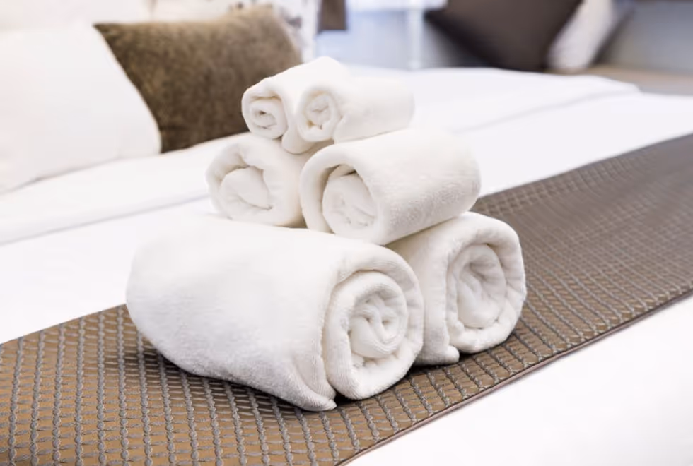 ความสำคัญของการใช้ผ้าปูเตียงสีขาวในโรงแรม